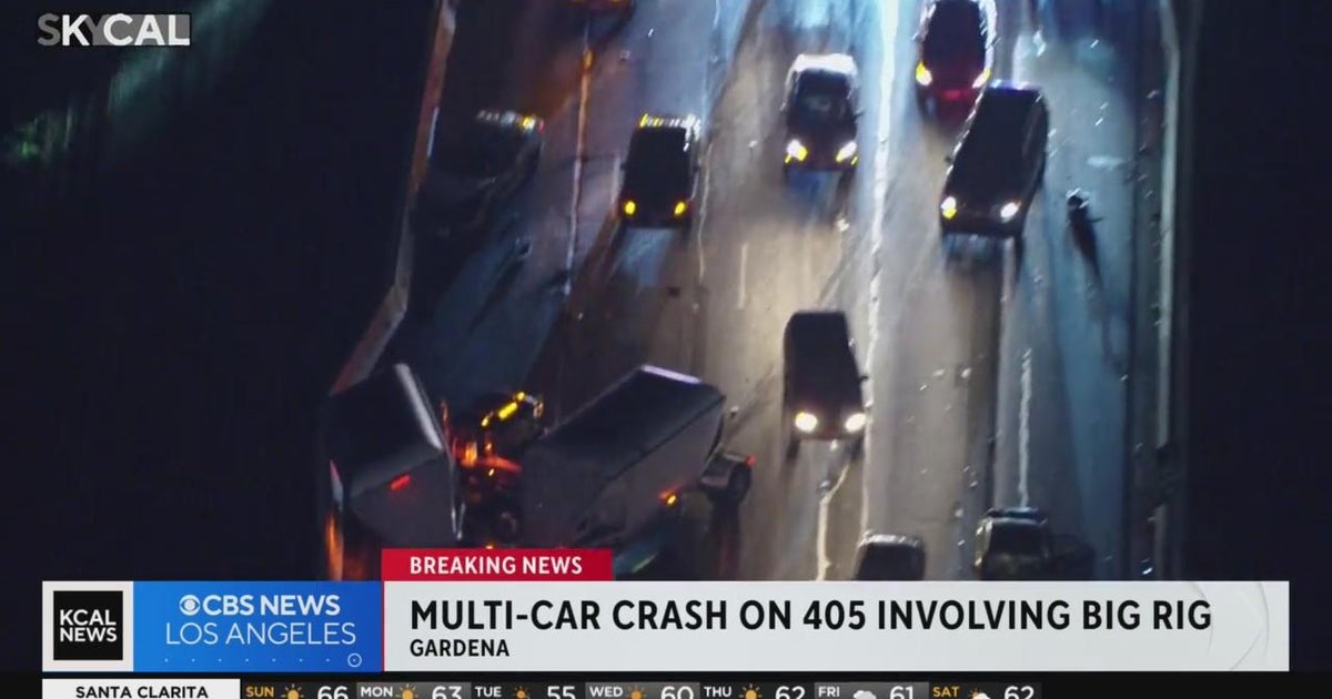 Multi-car crash stops up 405 Freeway in Gardena - CBS Los Angeles