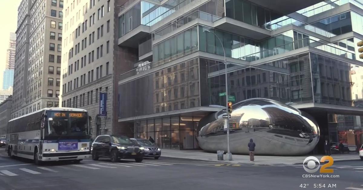 Bean envy? New York City gets smaller version of iconic Chicago sculpture