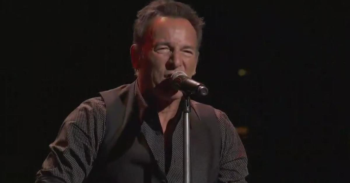 Bruce Springsteen returns to Wrigley Field CBS Chicago