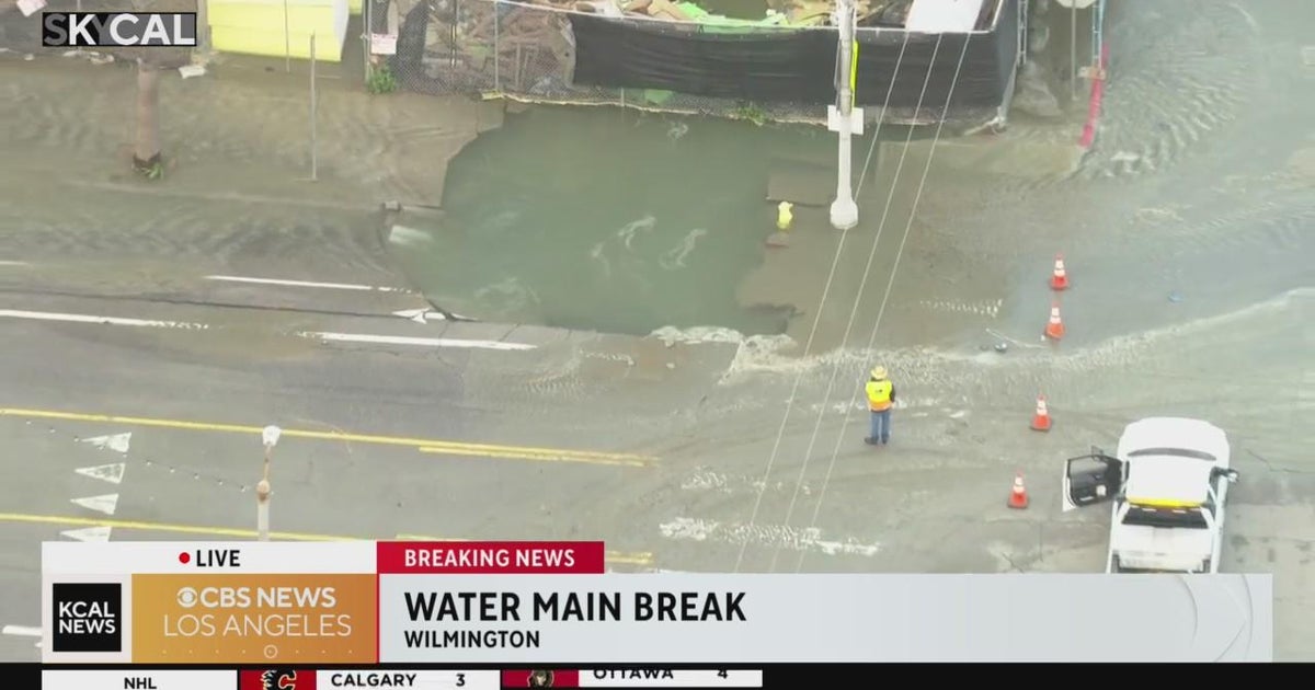 Wilmington businesses deal with watermain flooding CBS Los Angeles