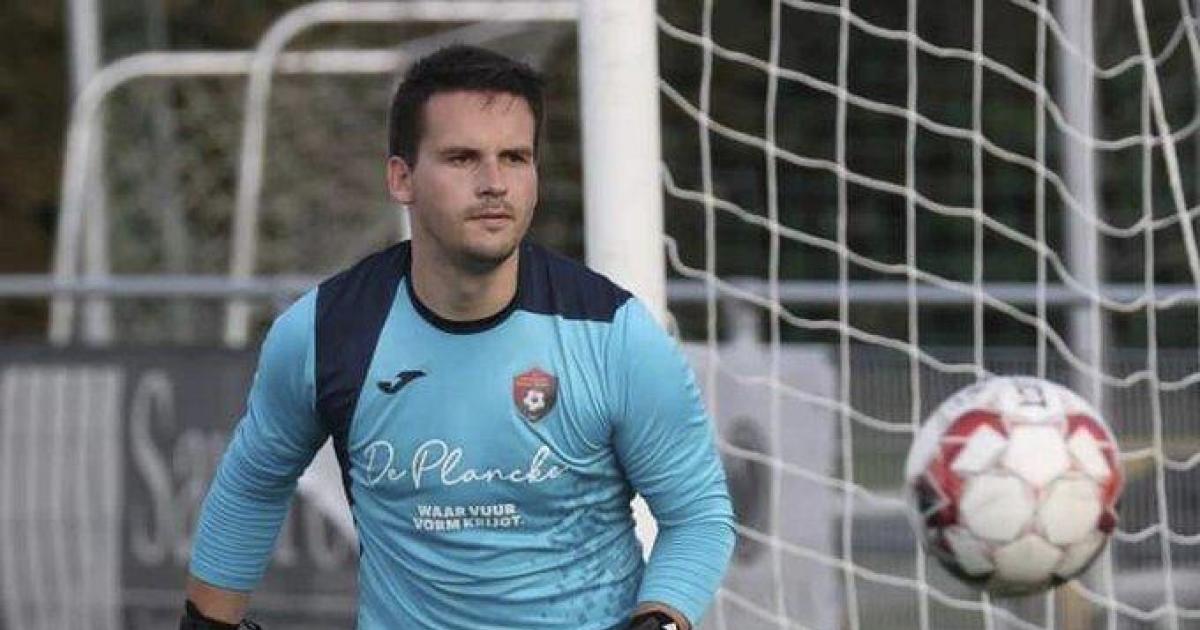 Belgian goalkeeper dies after reportedly saving penalty kick, collapsing on pitch
