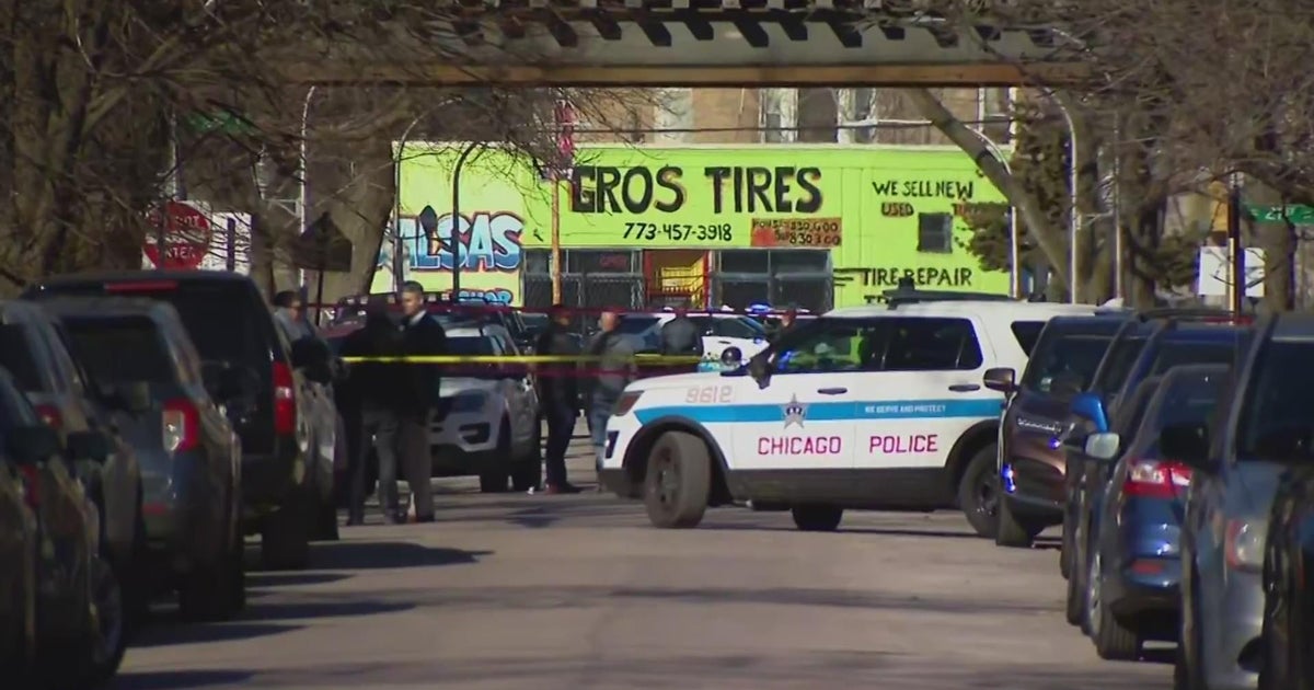 Man shot by CPD officers in North Lawndale to appear in bond court ...