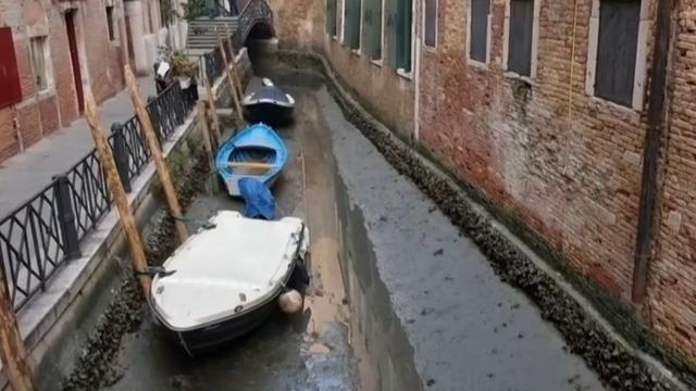 cbsn-fusion-climate-change-is-blamed-for-drying-up-canals-in-venice-italy-thumbnail-1737151-640x360.jpg 