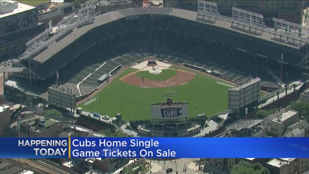 Wrigley Field Nearly Ready For Cubs' Home Opener - CBS Chicago