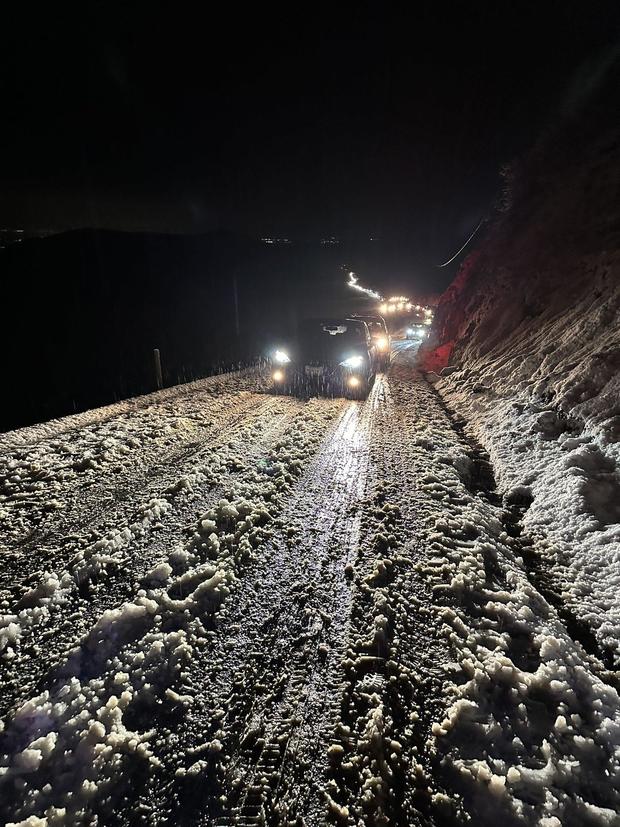 Snow closes Patterson Pass Road in Livermore 