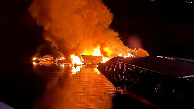 dock-fire-bay-city-news.jpg 