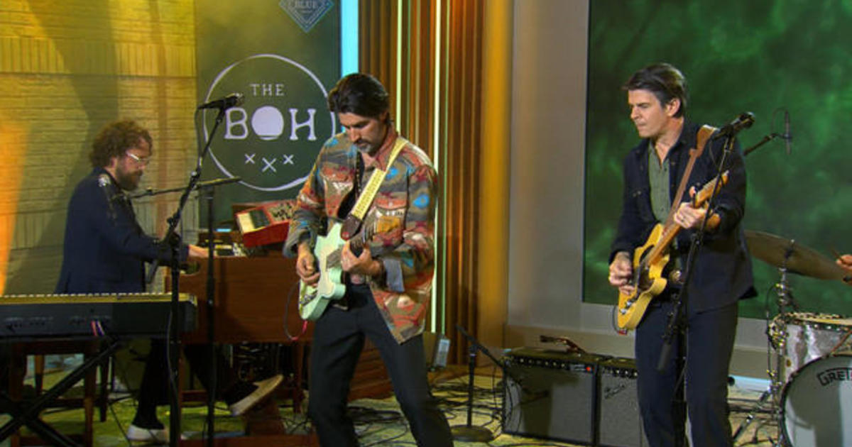 Saturday Sessions: Band of Heathens performs