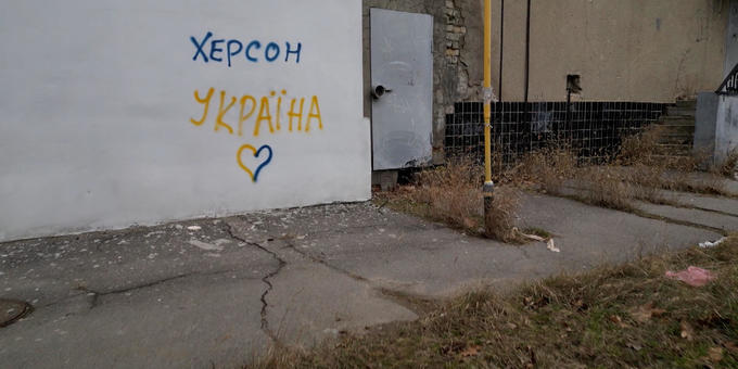 Kherson, Ukraine, withstands constant Russian attacks after occupation ends 