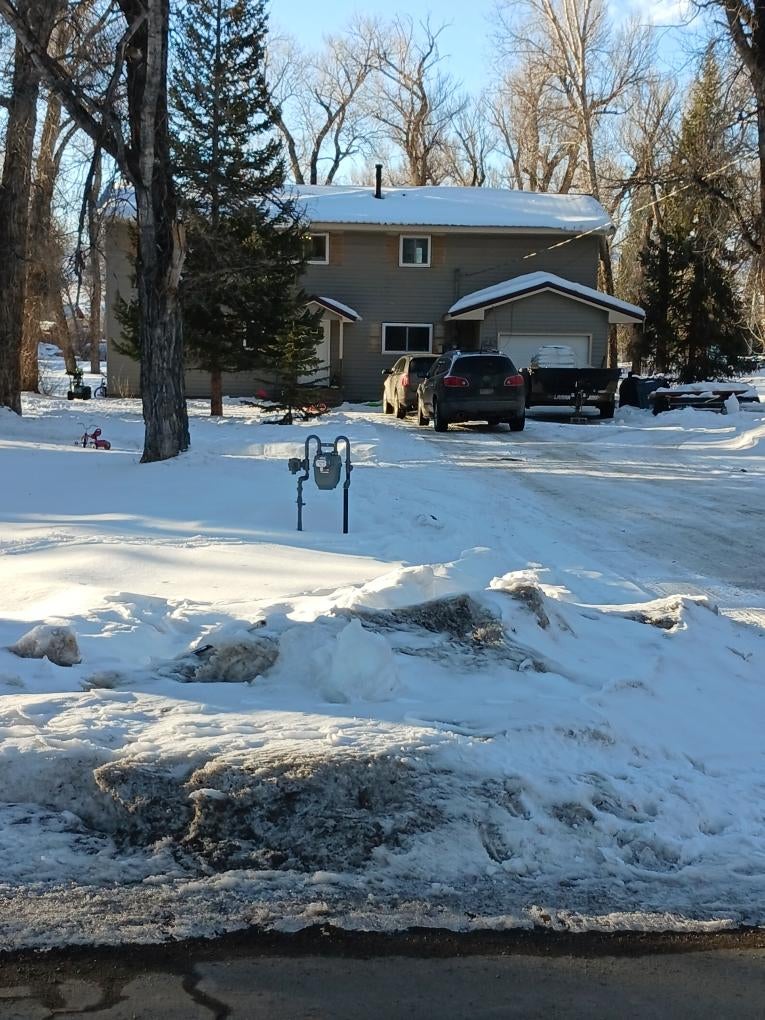 Gunnison man indicted for threatening to possess homes of judges in 3