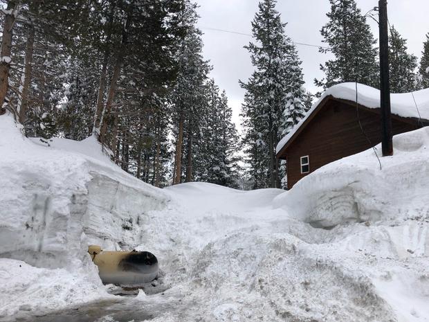 snow-plow-into-propane-tank-2-truckee-fire.jpg 