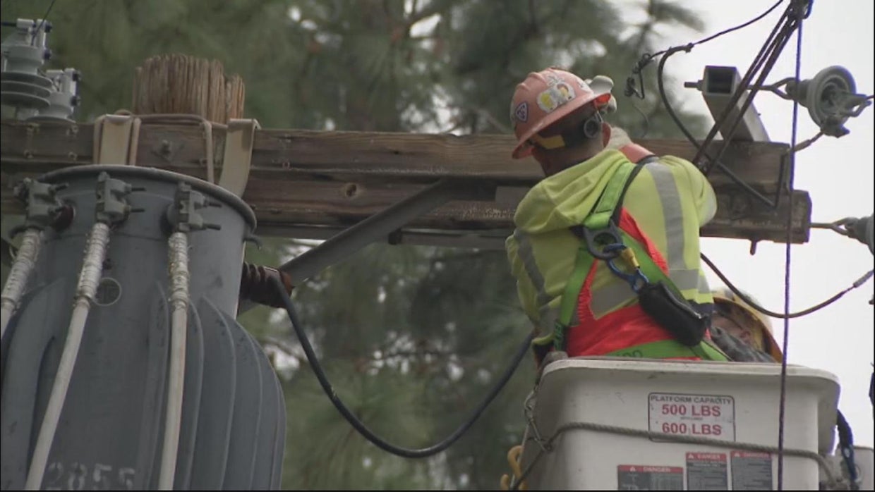 LADWP customers left frustrated, cold and in the dark as crews work to ...