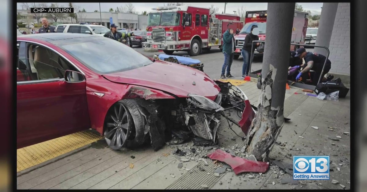 3 recovering after Tesla crashes into Girl Scout table