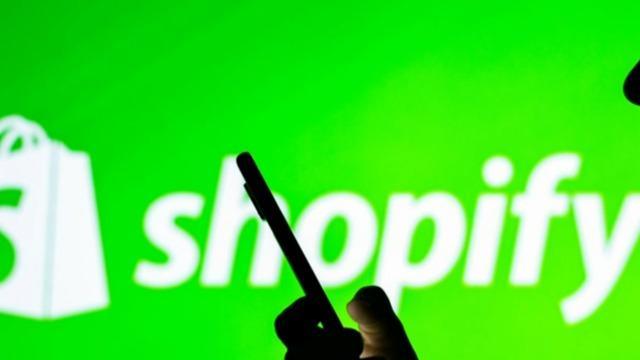 cbsn-fusion-shopify-president-on-consumer-spending-business-practices-thumbnail-1754699-640x360.jpg 