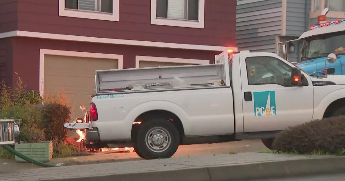 Daly City gas fire out, but PG&E repair crews still working in
