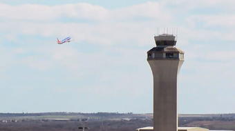 FAA holding safety summit after spate of near-collisions at airports 