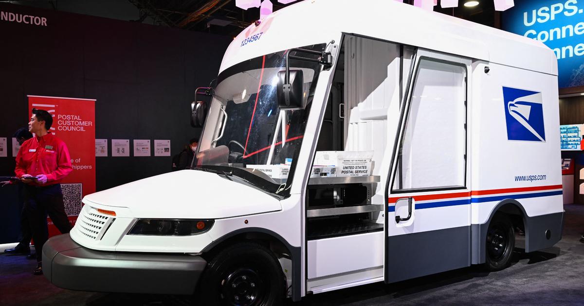U.S. Postal Service starts nationwide electric vehicle fleet, buying 9,250  EVs and thousands of charging stations - CBS News