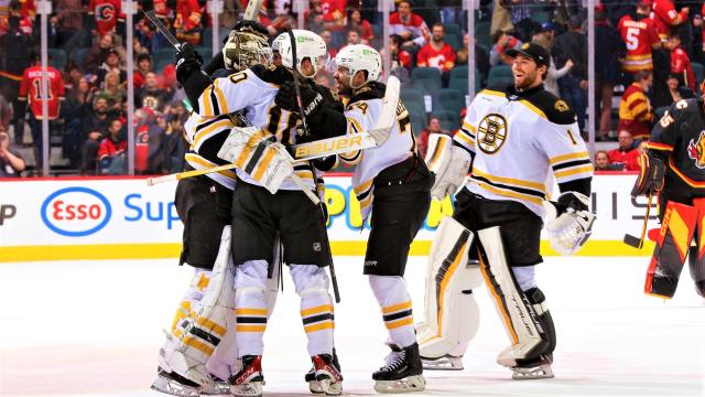 Bruins celebrate win over Flames 