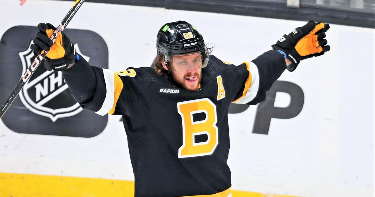 What David Pastrnak, Don Sweeney said about Bruins star's new deal