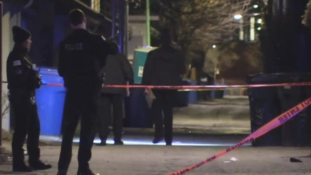 irving-park-shooting-in-alley.jpg 
