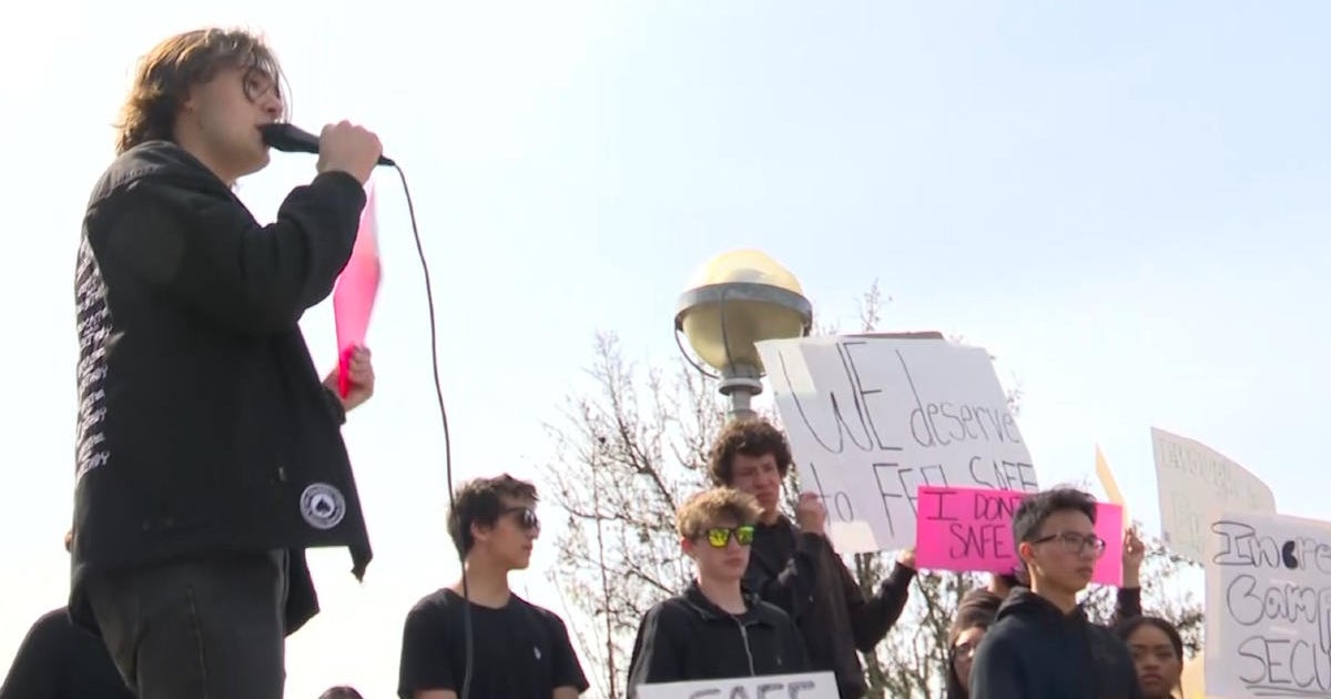 Santa Rosa students protest violence on campuses, claim administrator ...
