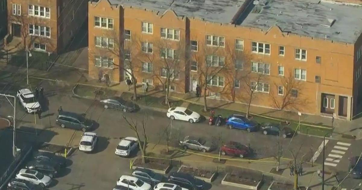 Chicago Shooting Leaves 21-year-old Woman Dead In Belmont Cragin ...