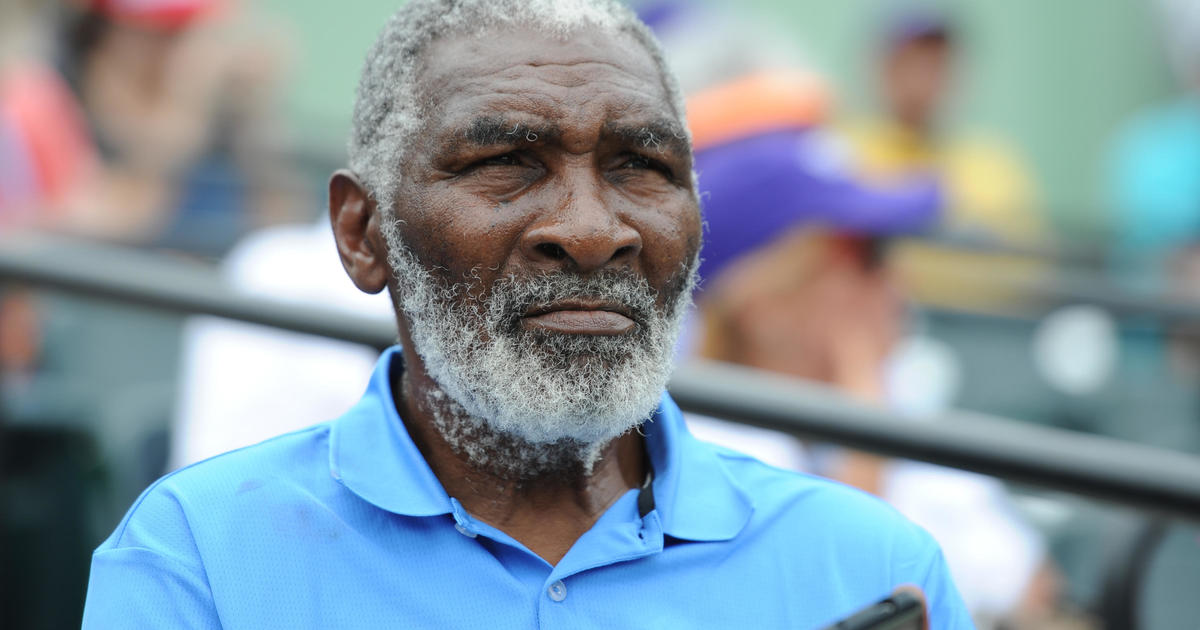 Richard Williams, father of Serena and Venus, defends Will Smith over Chris Rock slap