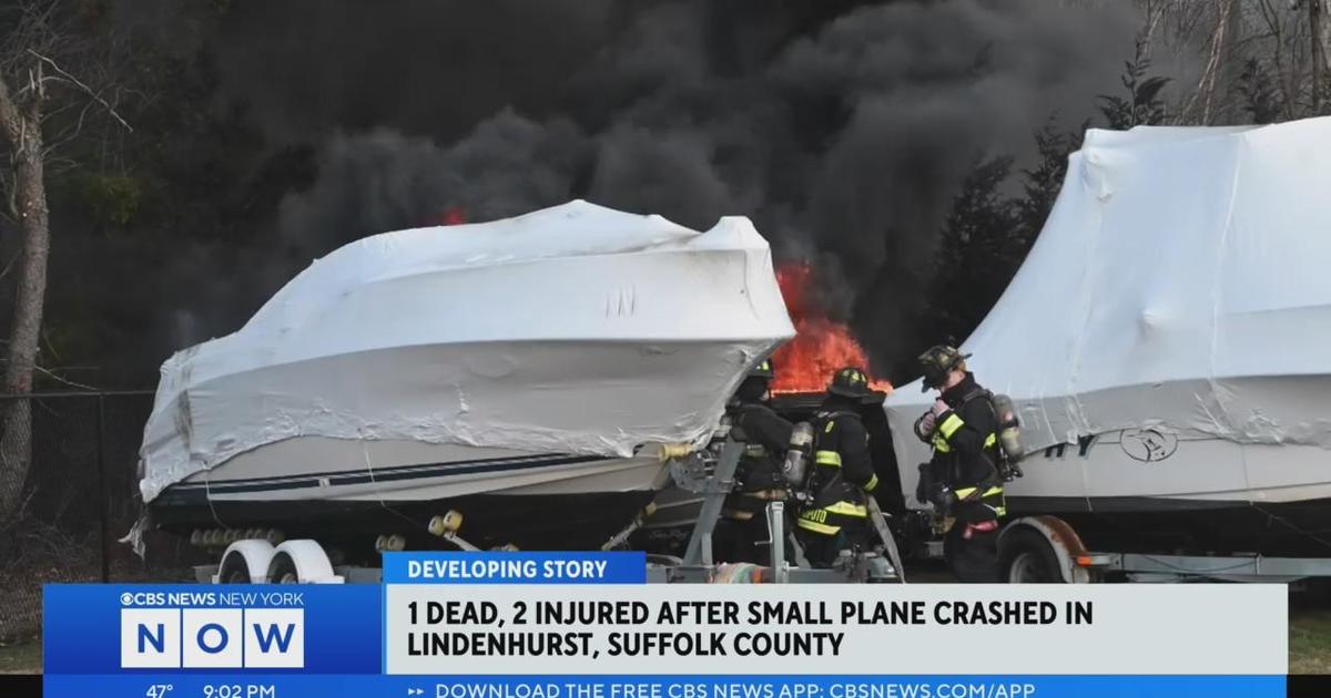 1 dead, 2 critically injured in small plane crash in Suffolk County