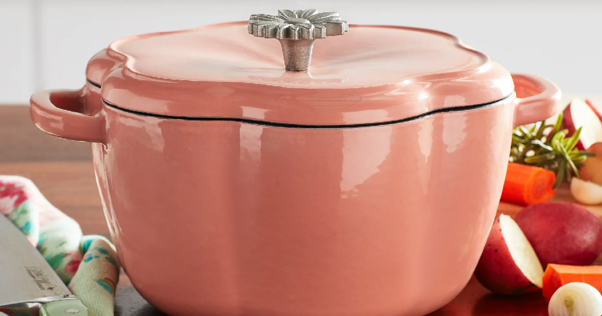Walmart just slashed the price of this adorable cast iron dutch oven from The Pioneer Woman
