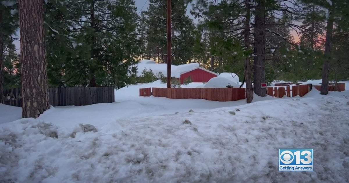 Trapped in Tuolumne: Walls of snow along Highway 108 bury driveways, trap some in homes for weeks