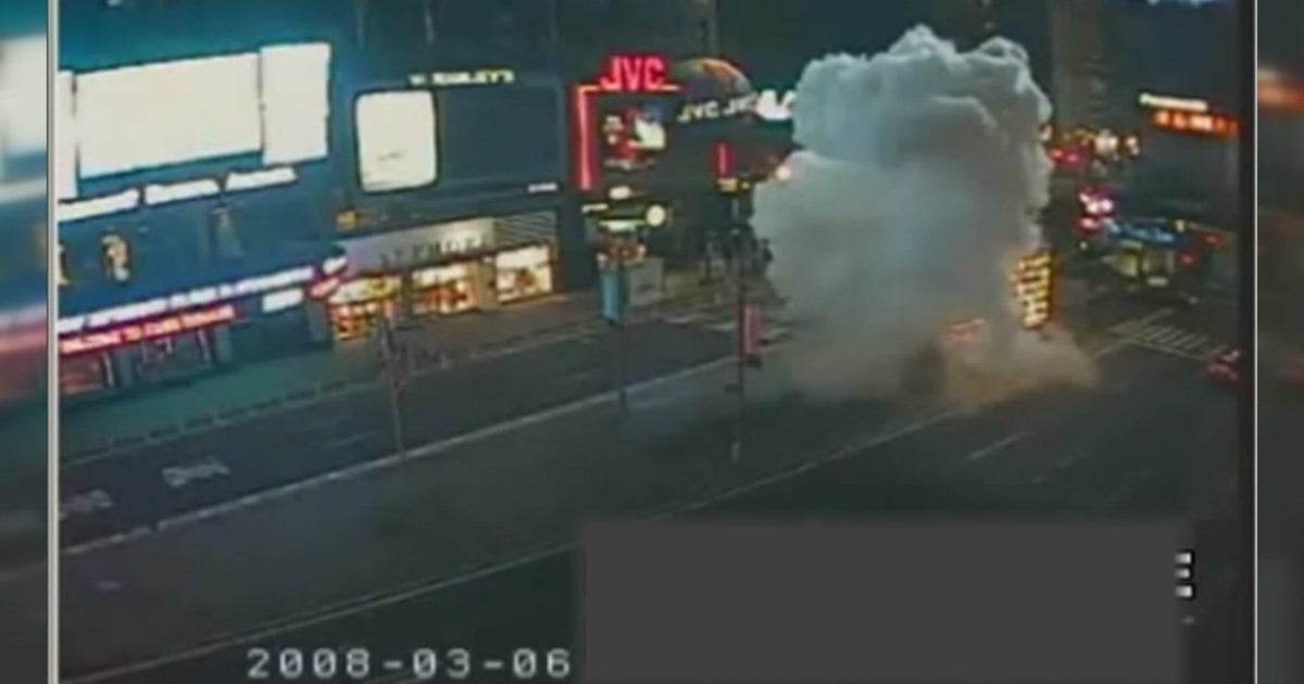 FBI offering 250,000 reward for information on 2008 Times Square