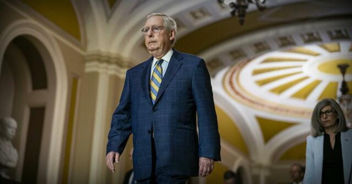 Mitch Mcconnell Hospitalized After Fall At Dc Hotel Cbs News 