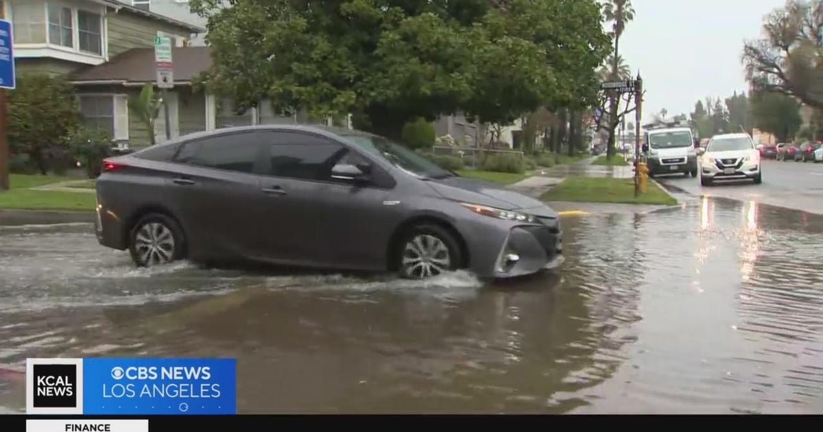 Rain causes flooding and slick roads across LA - CBS Los Angeles