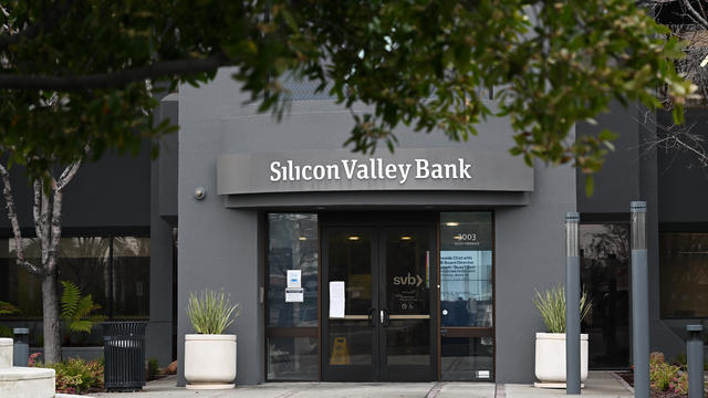 US regulators shut down Silicon Valley Bank amid sudden collapse 