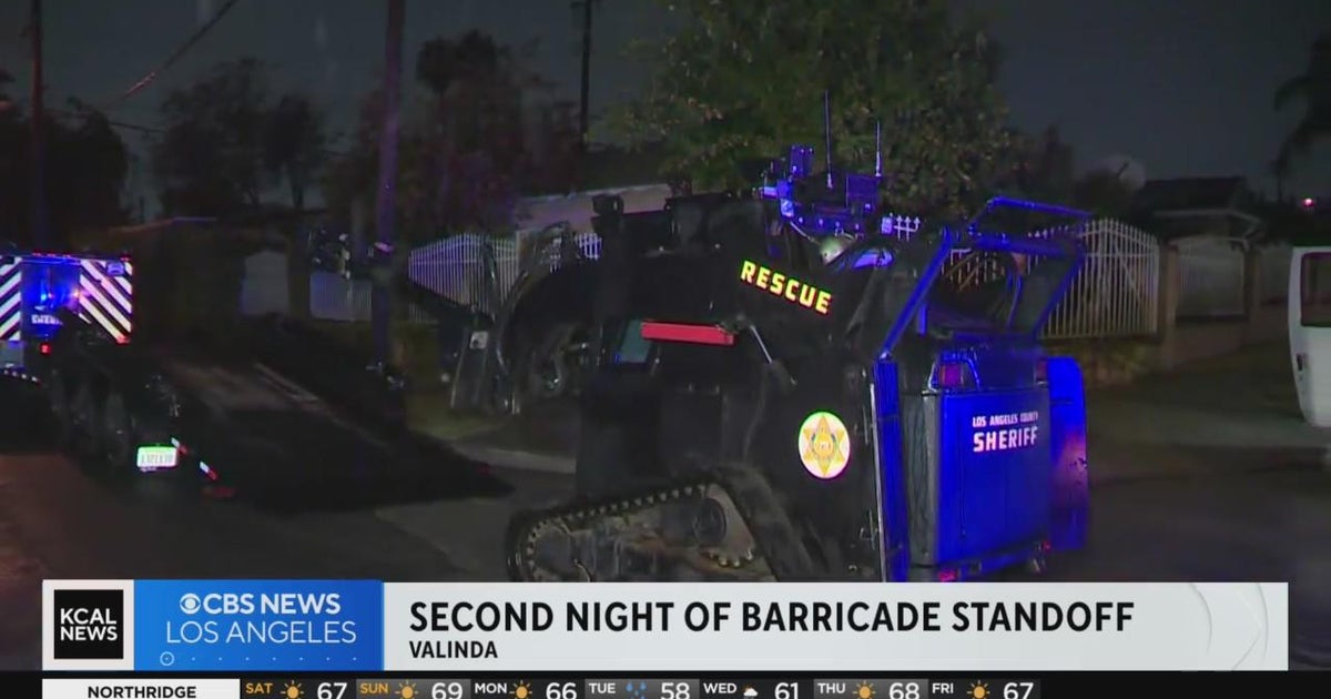 Deputies exchange fire with suspect in Valinda; standoff goes into second night CBS Los Angeles