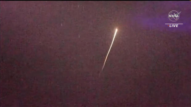031123-meteor.jpg 