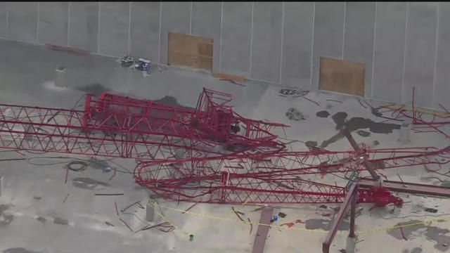 crane-collapse-in-hawthorne-1.jpg 