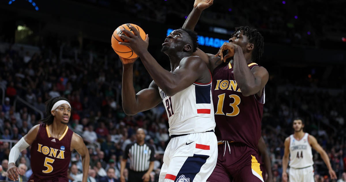 Sanogo, UConn Send Pitino, Iona Packing From March Madness - CBS New York