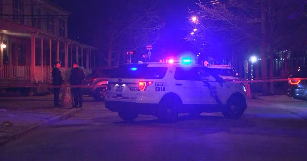 15-year-old in critical condition after shot in the head: police - CBS ...