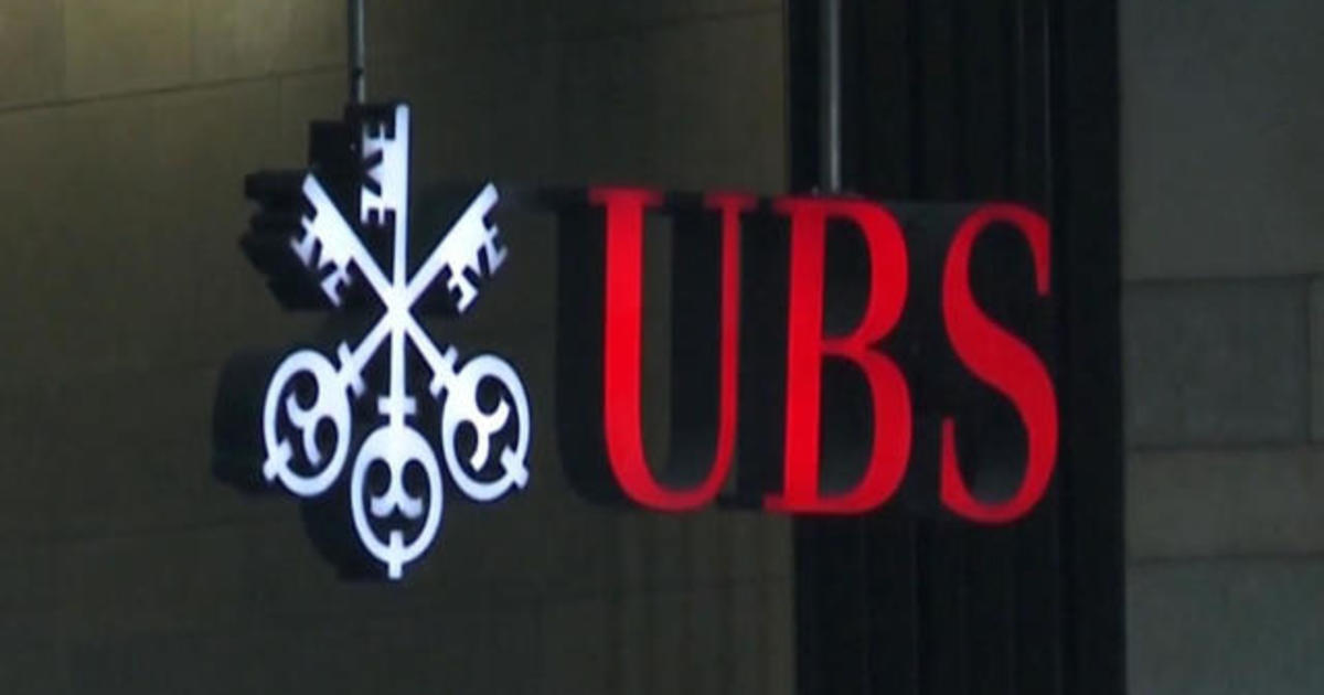 UBS agrees to buy rival Credit Suisse