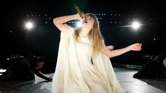 Taylor Swift | The Eras Tour - Second Night 