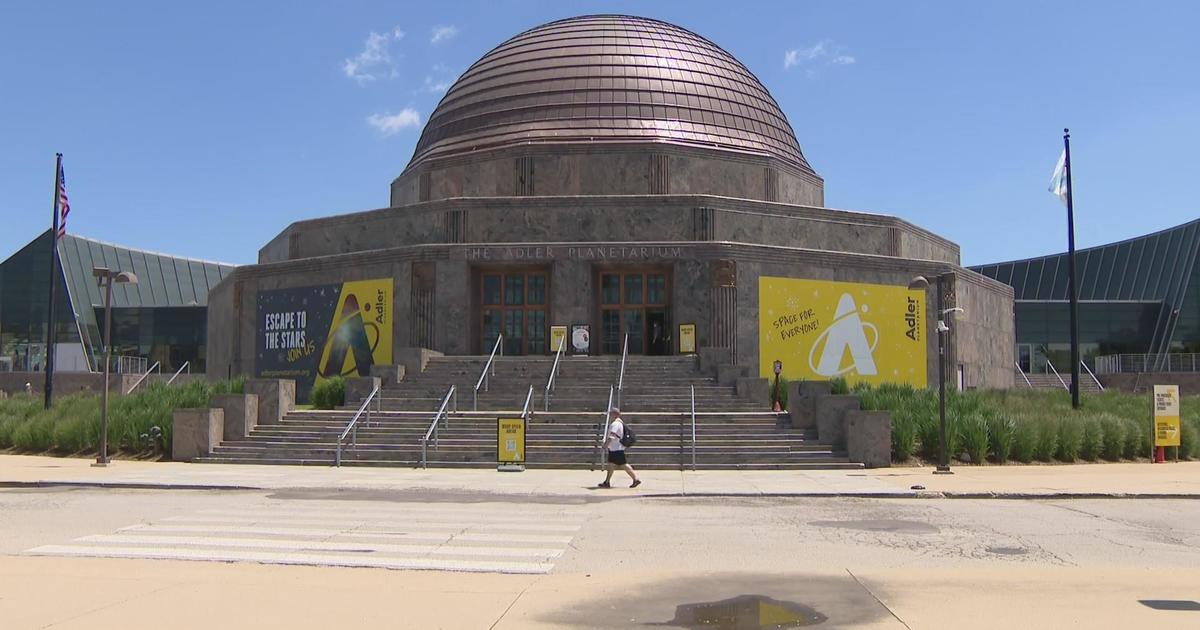 how long is the dark side of the moon planetarium show