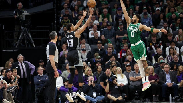 Boston Celtics v Sacramento Kings 