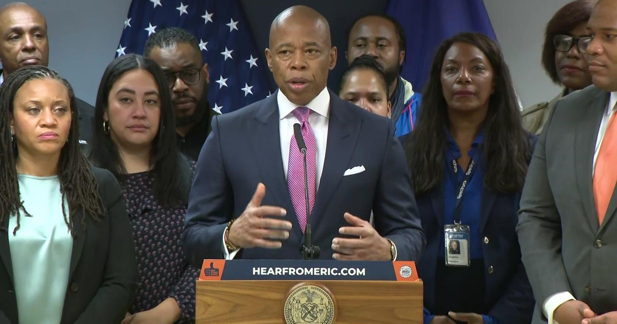 Free broadband comes to 40,000 more NYCHA apartments CBS New York