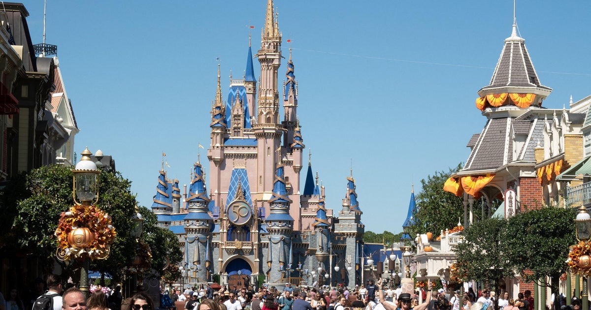 Unions at Disney World win 37% pay hikes in tentative labor deal - CW Tampa