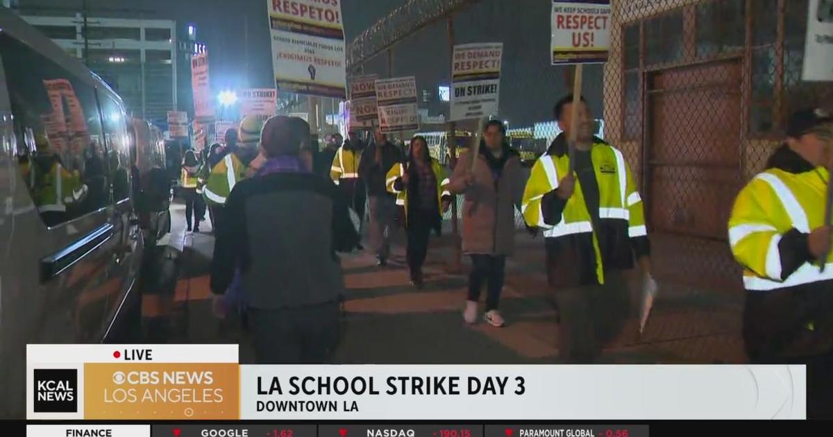 LAUSD Strike Continues For 3rd Day As Talks Resume - CBS Los Angeles