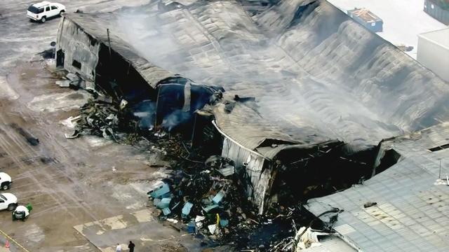 john-deere-dealership-fire-in-madison-minnesota.jpg 