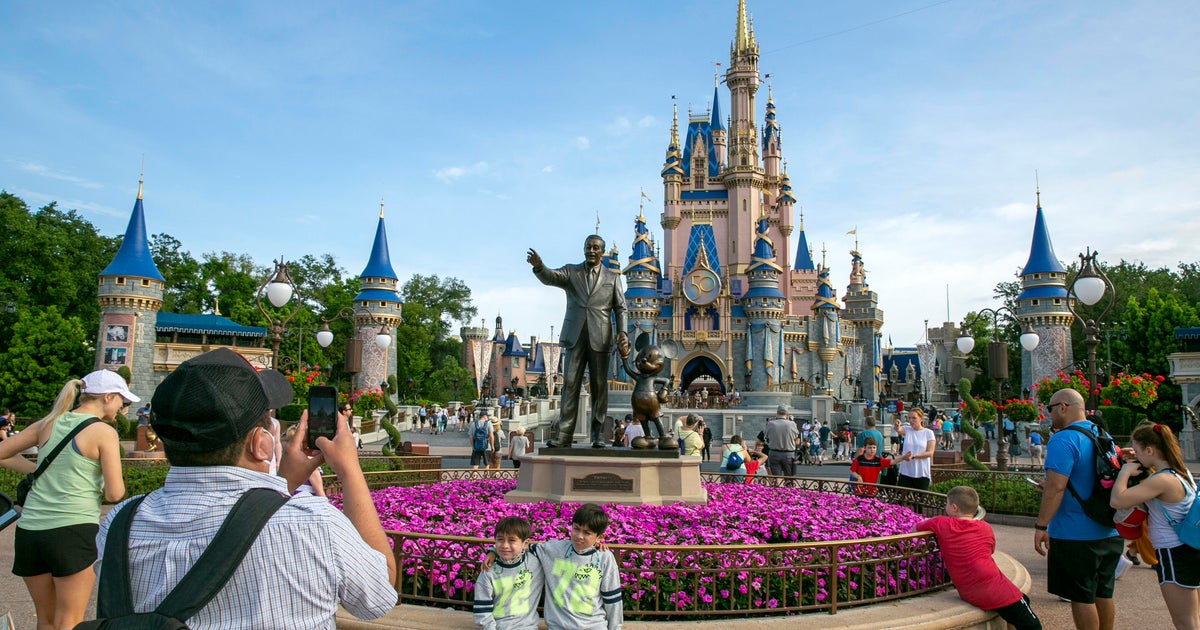 Ahead of Hurricane Milton, Disney World and Universal Orlando remain open Ahead of Hurricane Milton, Disney World and Universal Orlando remain open