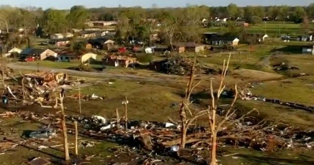 Mississippi town destroyed by tornado rampage - CBS News