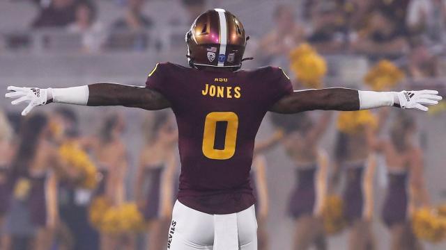 Your first look at Patriots rookie Jack Jones (@presidentjacc) in a New  England uniform!