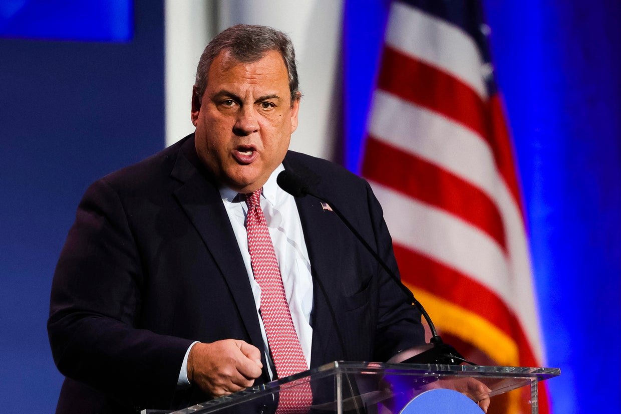 Chris Christie announces 2024 presidential campaign - CBS News